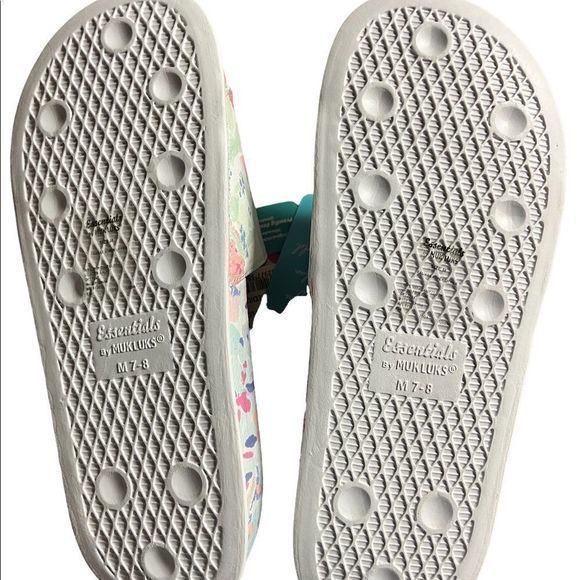 MukLuk molded pool slip on sandals  M‎ (7-8) - Picture 3 of 3